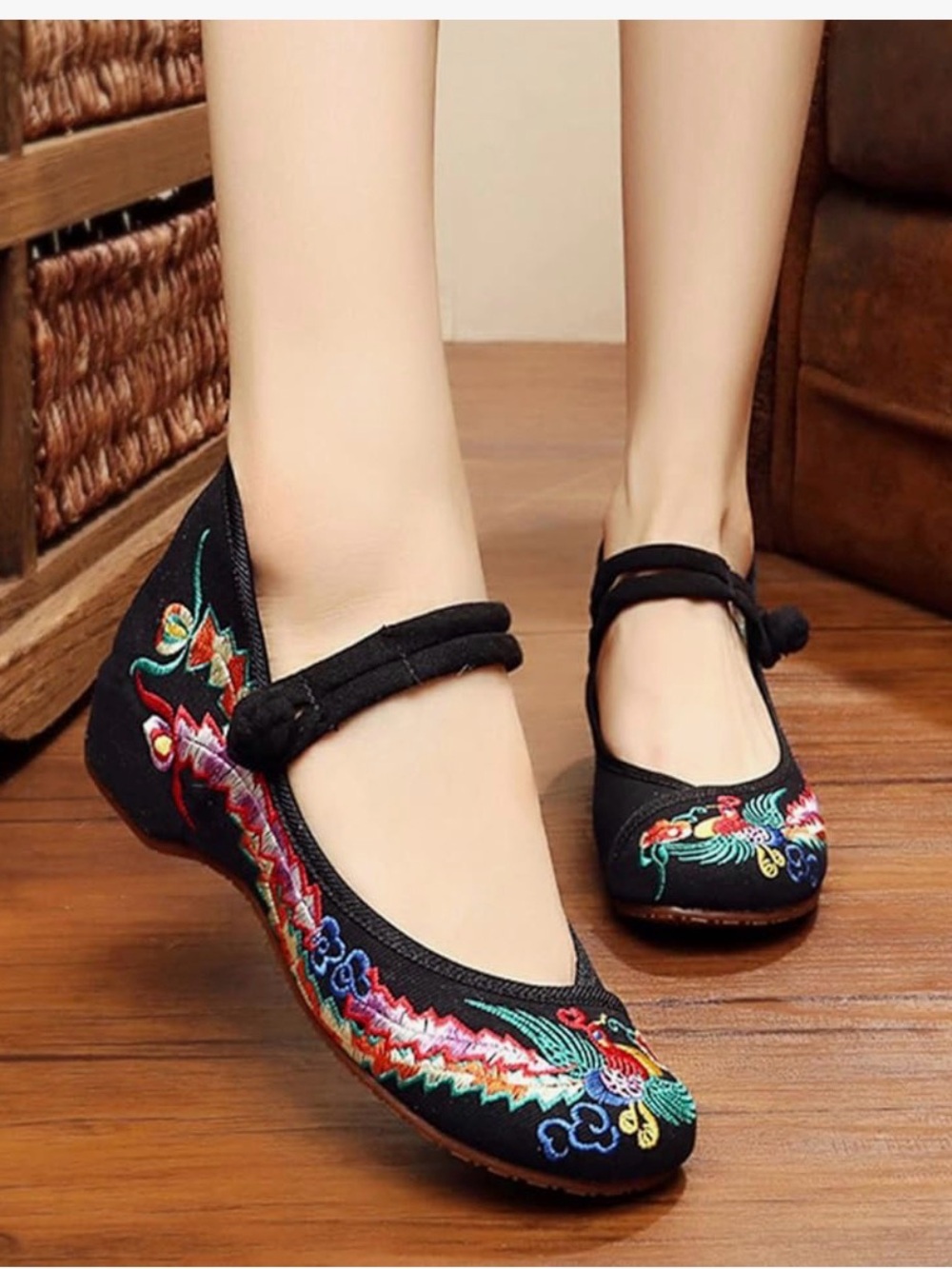 Embroidered Flats Women's Black Red Asian Traditional Shoes 7